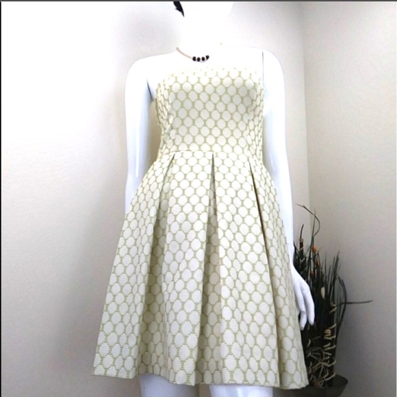 Trina Turk Dresses & Skirts - Gorgeous Dress